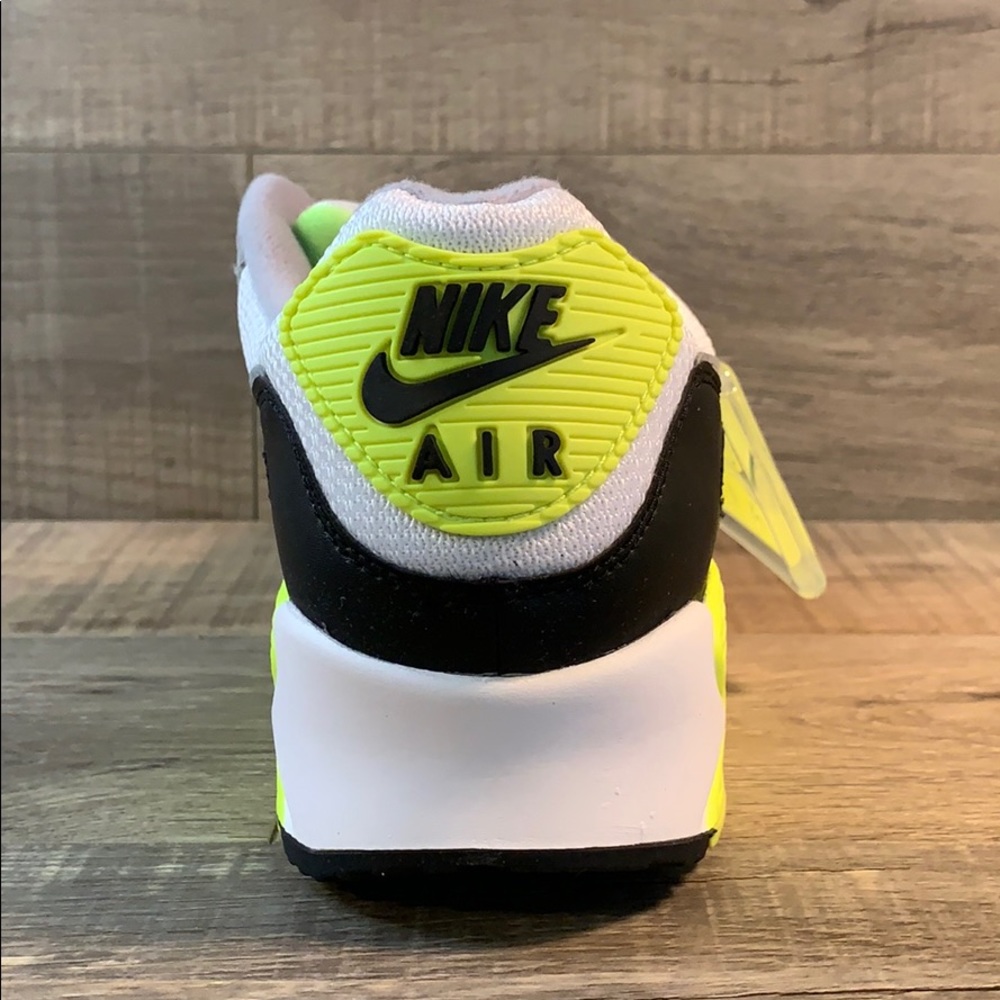 Nike Air Max 90 White/Particle Grey-Volt-Black - Picture 5 of 7